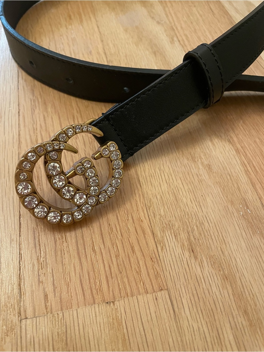 Gucci Logo Black Leather Belt with Crystals - Picture 2 of 3